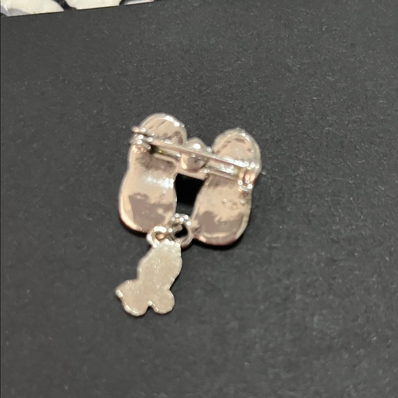 Vintage Silver Baby Shoes Praying Hands Pin - Picture 2 of 3